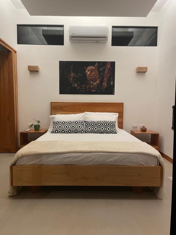 Puerto Viejo de Talamanca Caribbean Irie - Charming, Luxurious Bungalow In Nature With Ac & Fiber Optic Wifi מראה חיצוני תמונה
